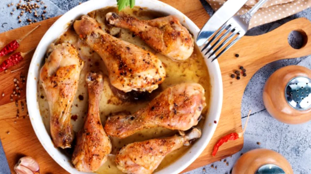 Rețetă fel principal. Pui la cuptor în sos de bere neagră. Ce ingrediente trebuie să folosești