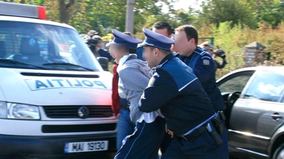 Povestea unui abuz fără precedent: cum a fost bătut și amendat cu 11.000 de lei un tânăr din Craiova