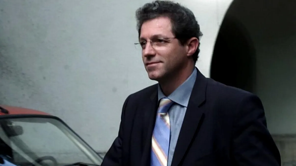 Dezvăluiri inedite ale lui Adrian Streinu-Cercel despre cum a ajuns, de fapt, virusul în România. ”Despre asta nu se prea vorbește acum”