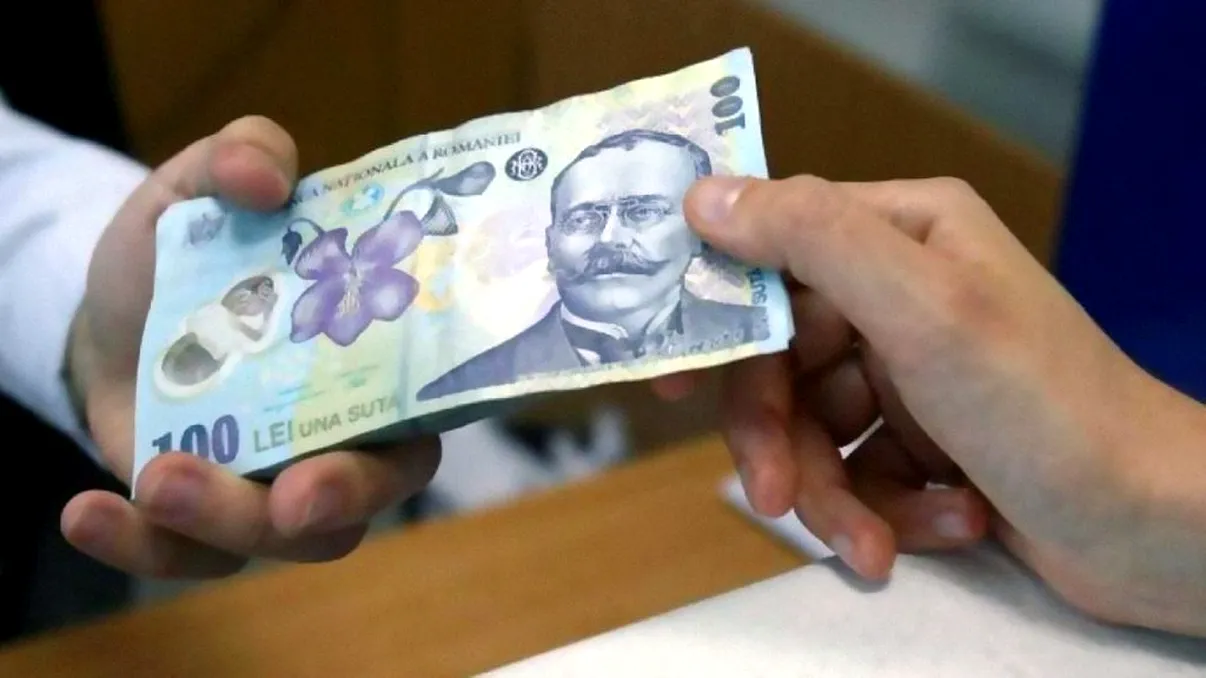 Se dau câte 2.500 de lei pentru mii de români. S-a dat legea deja