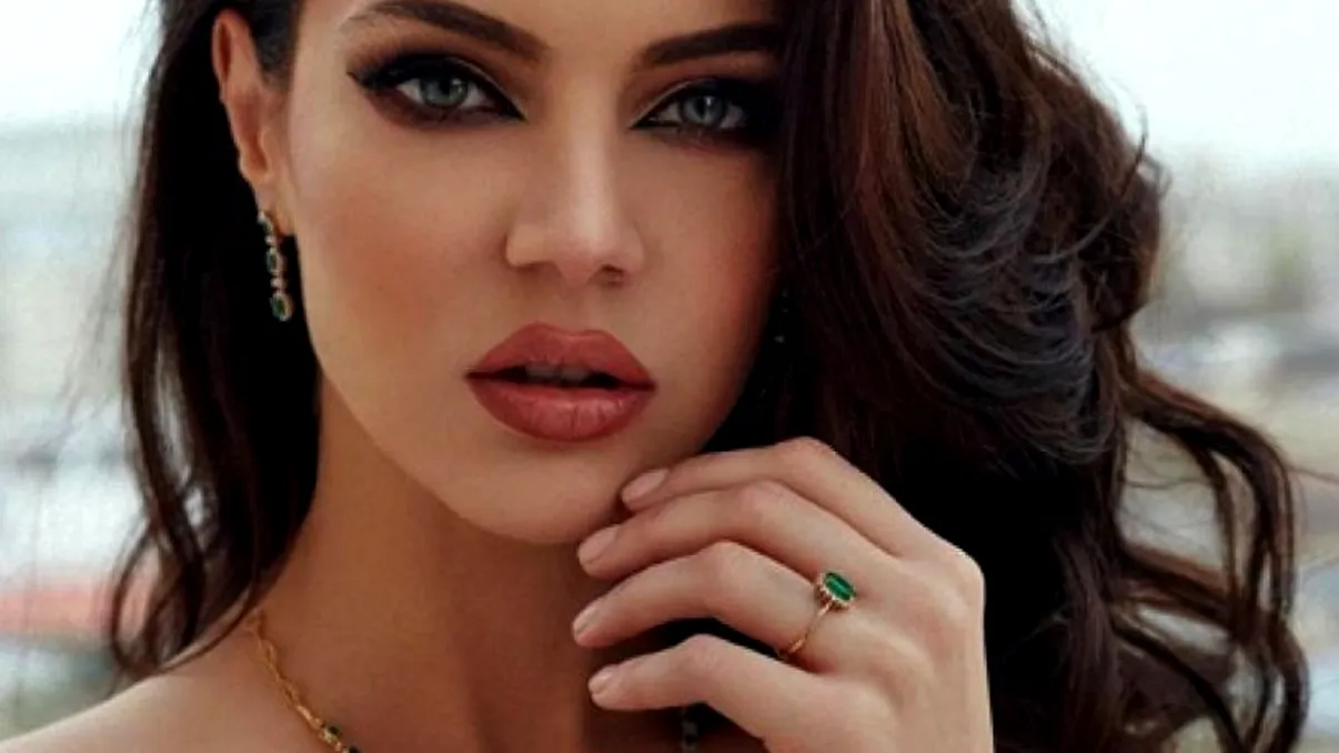 Câți ani are, de fapt, Cristina Ich. Și-a ascuns mereu vârsta