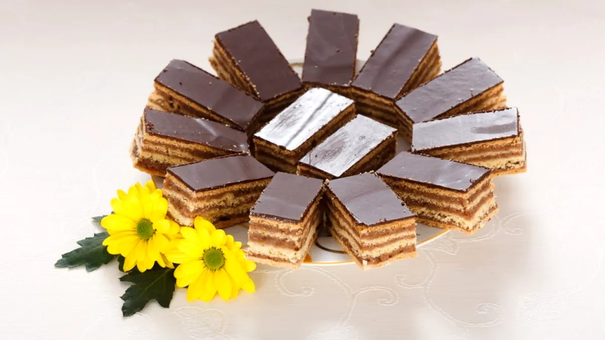 Știai că există prăjitura Greta Garbo, după celebra actriță? Iată cum se prepară