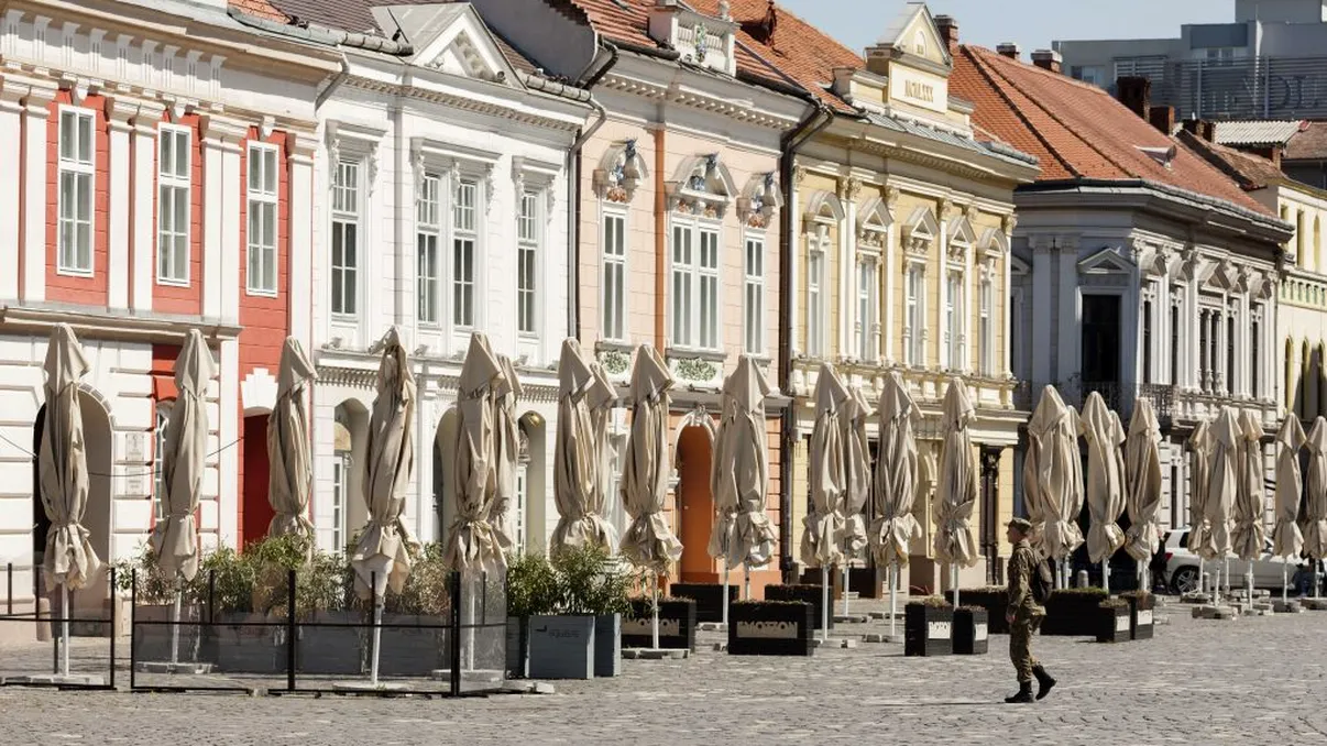 Planul Executivului pentru perioada stării de alertă. Când și în ce condiții pot funcționa terasele din România. Data la care se vor redeschide