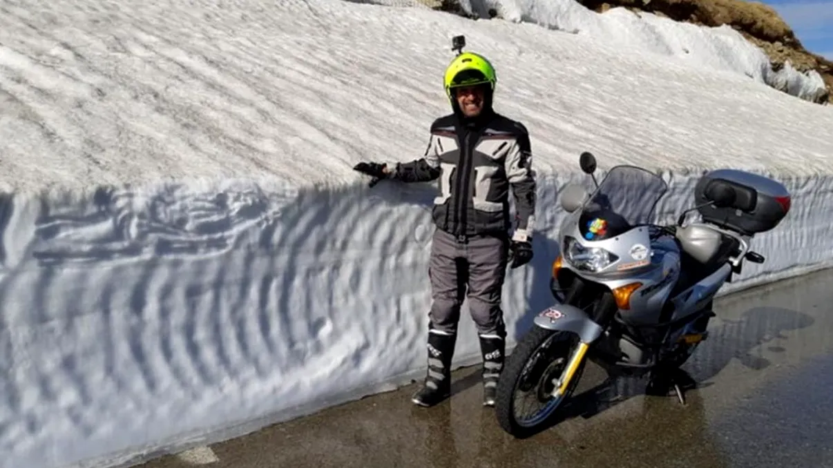 Iarna în România, pe 26 mai. Unde a nins, în această dimineață. Imagini incredibile