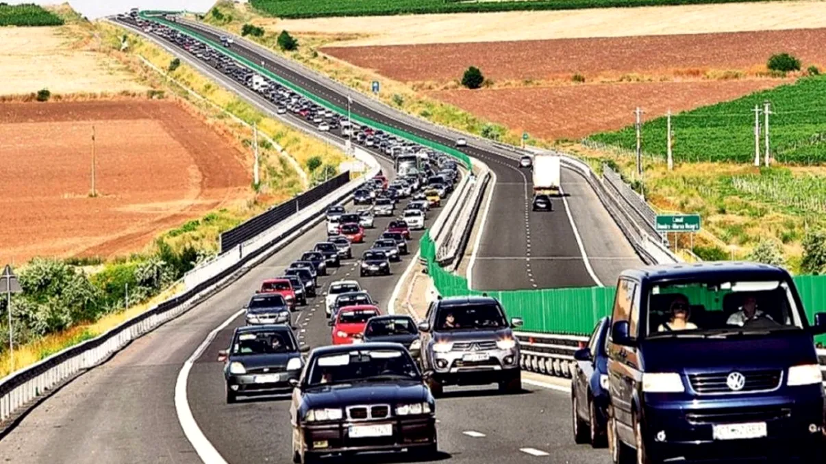 Avertizare Infotrafic: Ce se întâmplă pe Autostrada Soarelui