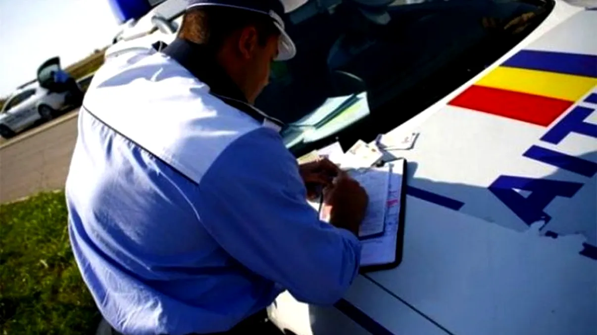 Atenție, șoferi! Ce trebuie să știe românii despre polița RCA