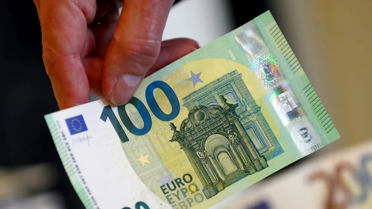 Curs valutar BNR, luni, 15 iunie 2020. Ce se întâmplă cu moneda europeană astăzi