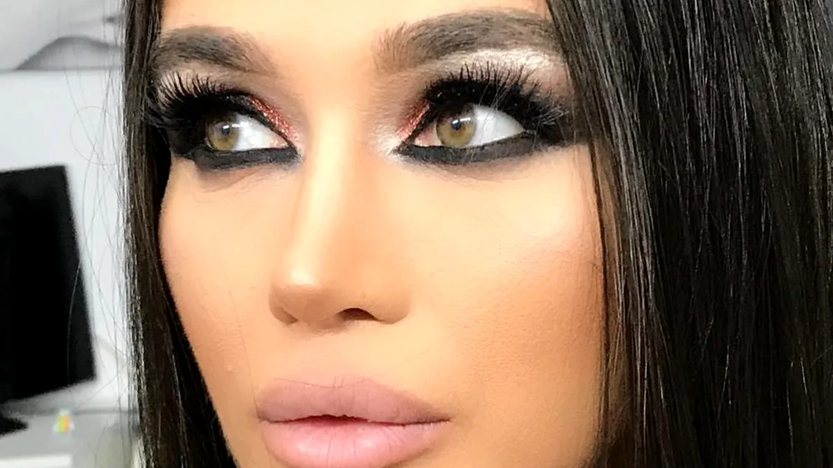 Elena Băsescu, schimbare radicală. EBA este de nerecunoscut FOTO