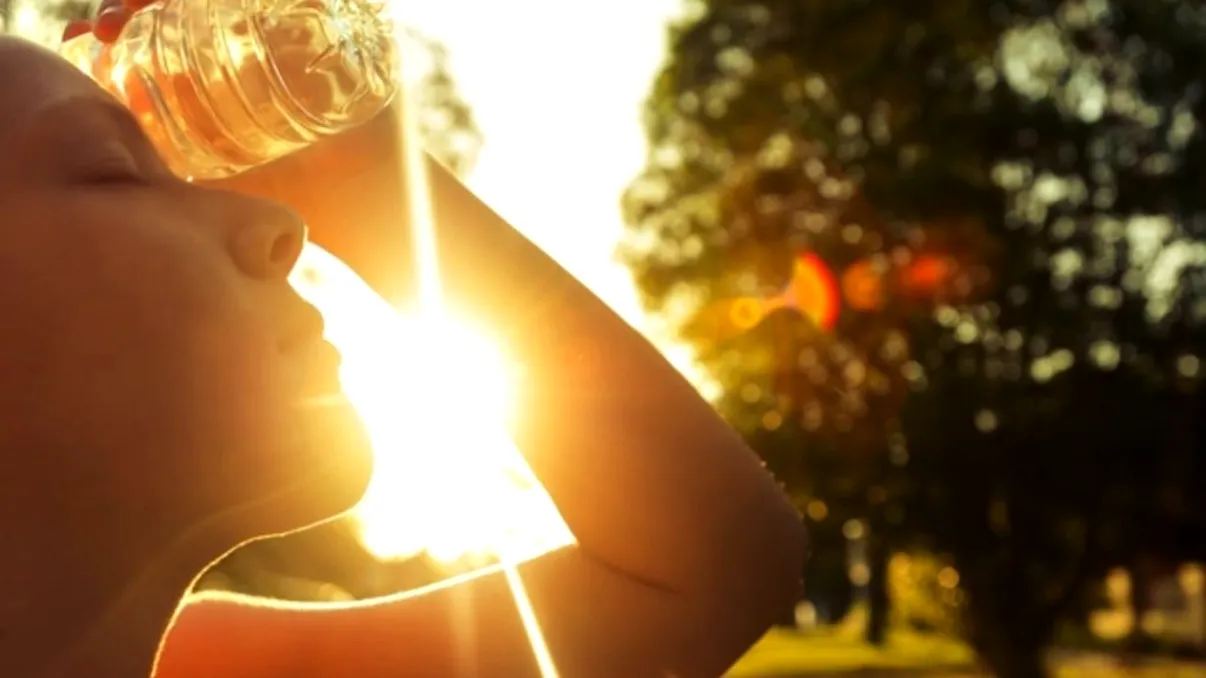 Alertă meteo. Cod galben în multe județe din România: temperaturi de 45 de grade