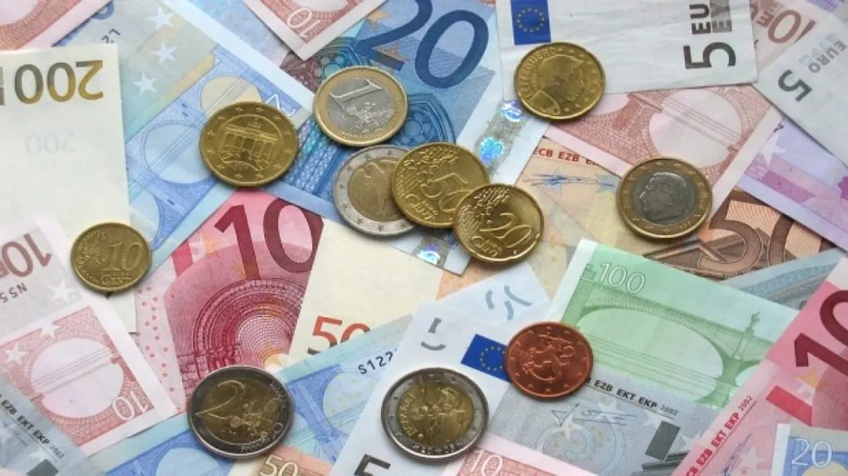 Curs BNR pentru joi, 2 iulie 2020. Ce se întâmplă cu moneda europeană astăzi -UPDATE