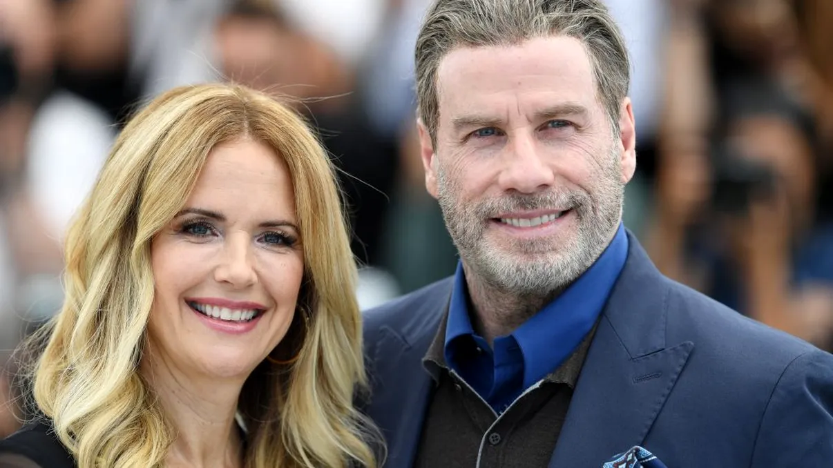 Doliu în lumea filmului! Soția lui John Travolta a murit de cancer. Kelly Preston avea 57 de ani