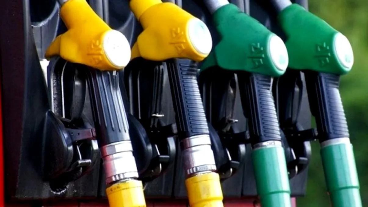 Caz aproape tragic pe Autostrada Soarelui. A uitat furtunul de la pompa de benzină în rezervorul mașinii