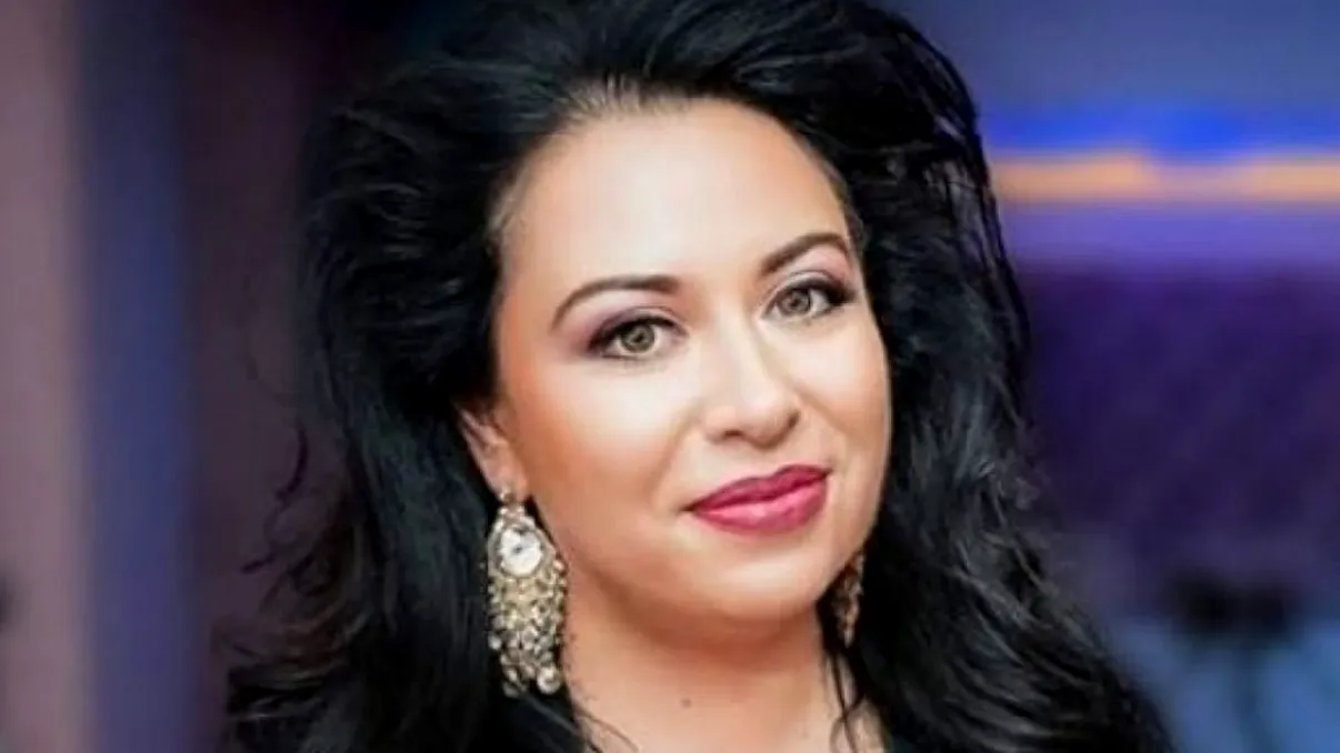 Ce măsură poartă la blugi Oana Roman, după ce a slăbit. Cât a slăbit, de fapt