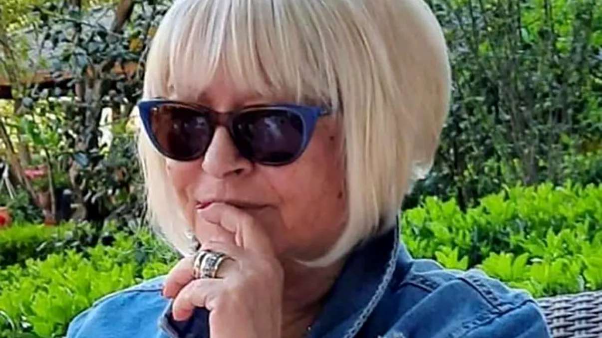 Mirabela Dauer, clipe tulburătoare: „M-a bătut cu fierul de călcat”