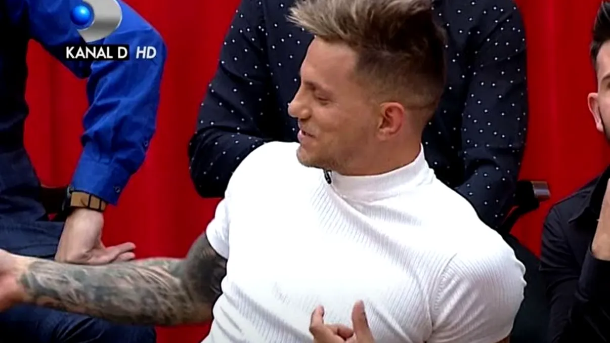 S-au bătut la Puterea Dragostei. Akebono i-ar fi rupt maxilarul altui concurent: ”L-a amenințat că-l bate și la hotel”