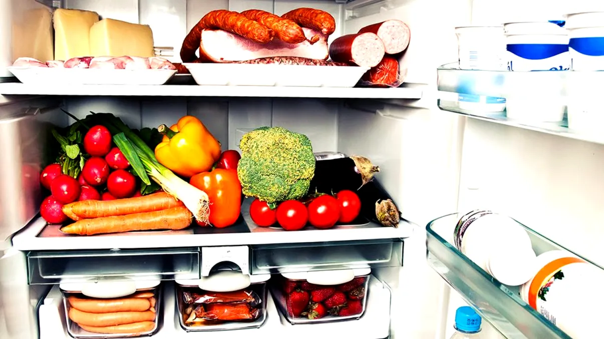 Alimentele pe care nu trebuie să le ții în frigider, dar toți românii o fac! Ce se întâmplă cu ele la frig, de fapt