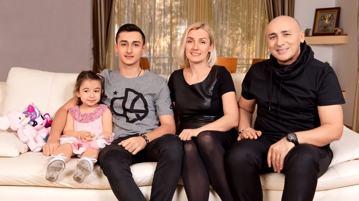 Marcel Pavel nu e cununat religios cu soția sa. Cine nu a vrut să meargă la biserică