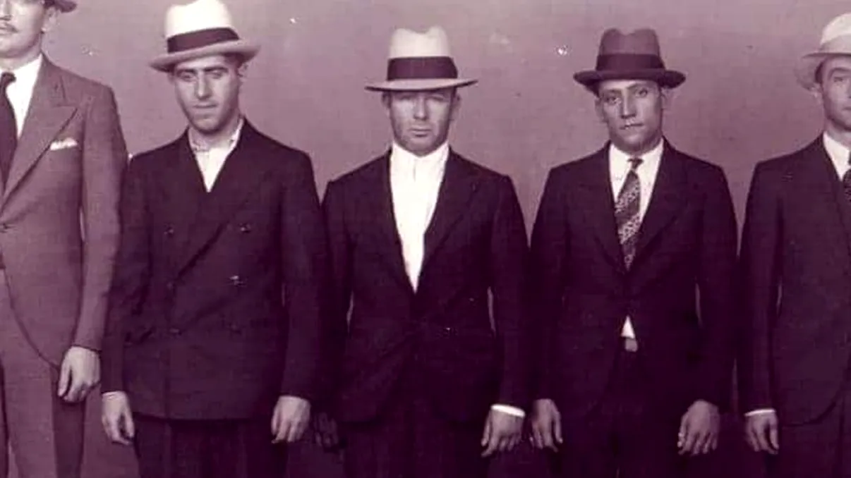 Aceștia sunt primii interlopi din România. Cine au fost și cum au scris istorie