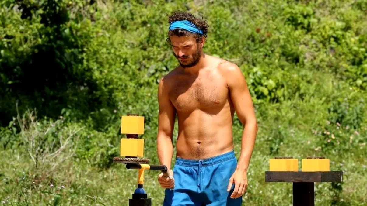 Alex Nedelcu de la Exatlon are iubită secretă un fost iepuraș Playboy! Cu cine s-a mutat împreună, de fapt