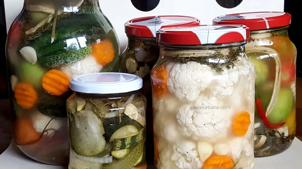 Cea mai simplă rețetă de conopidă murată. Așa iese crocantă și este sănătate curată pentru organism