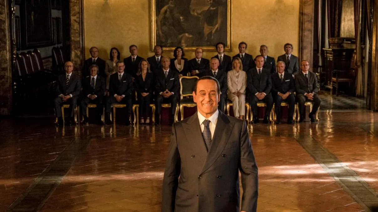 Fiul lui Silvio Berlusconi se zvonește că ar fi gay. Cum arată mezinul Luigi