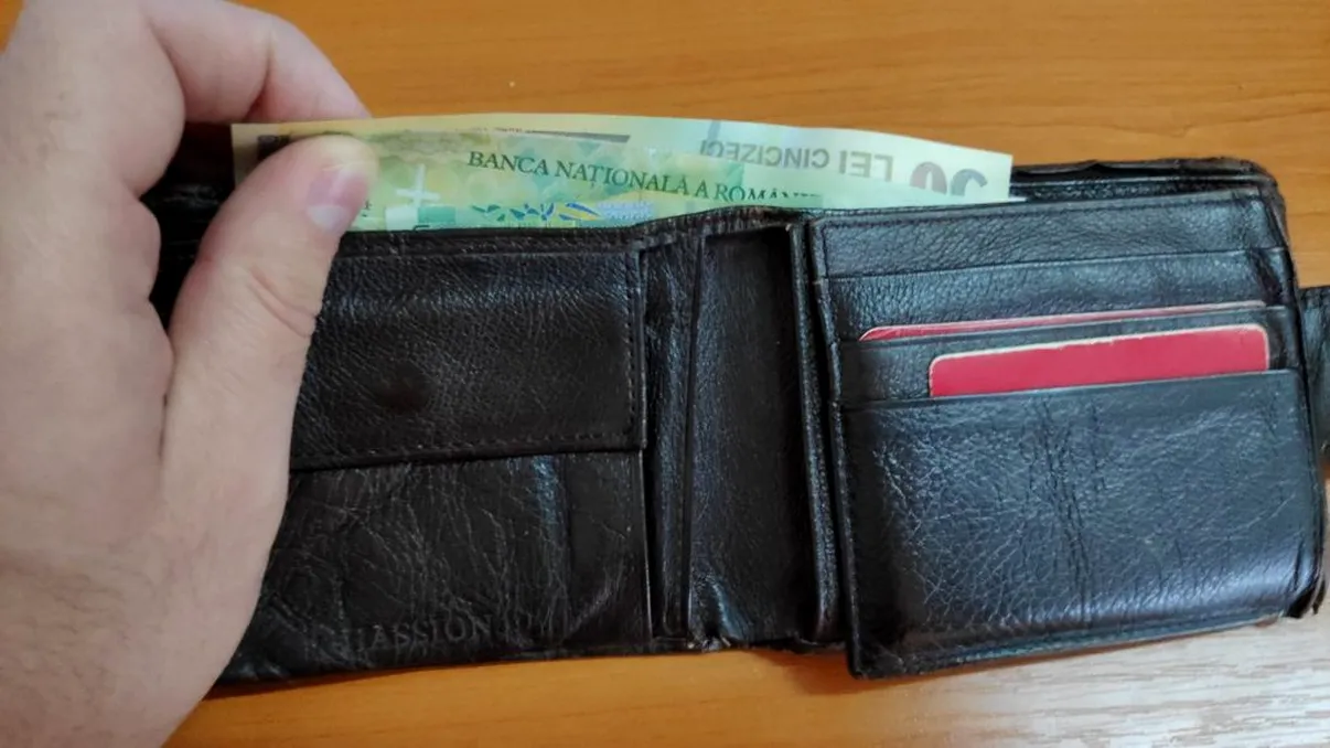 Salarii 2020. E oficial, vestea care interesează milioane de români. Anunțul lui Orban