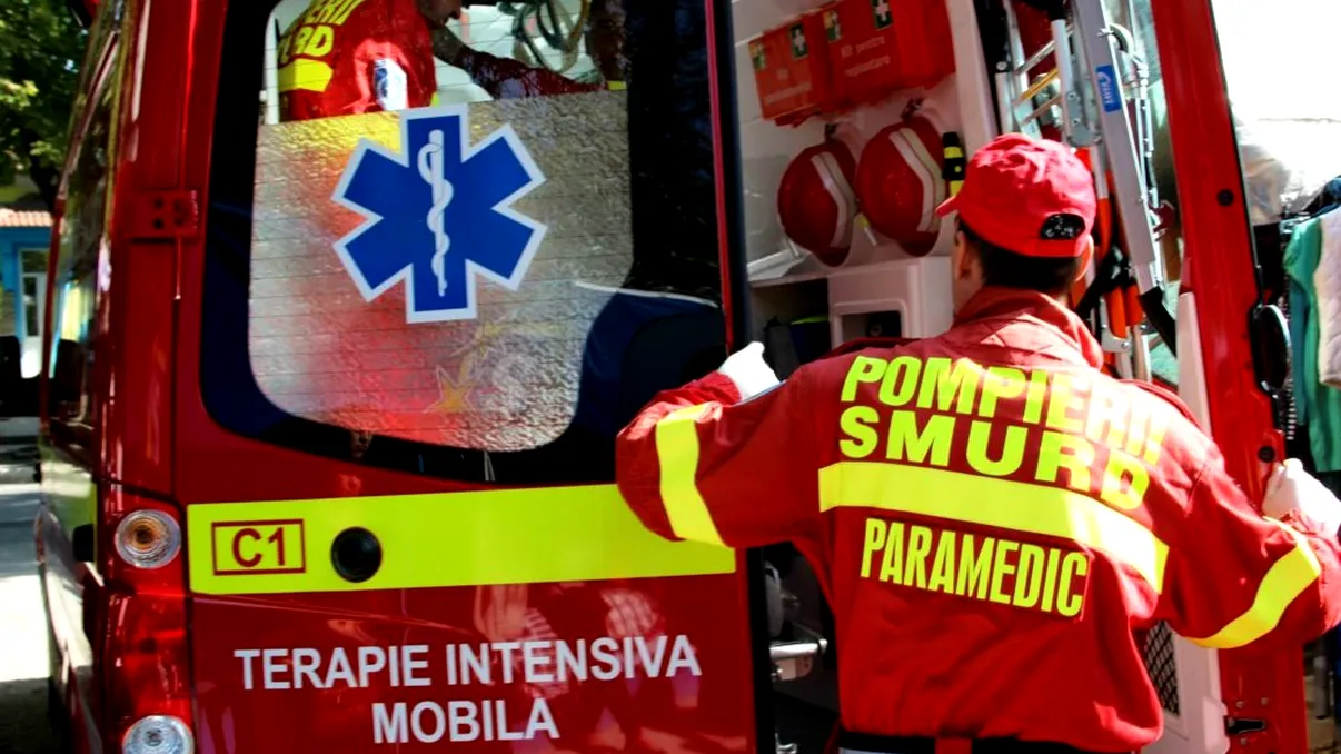 Strigăt disperat pentru salvarea părinților. Un băiețel de șase ani a apelat singur numărul de urgență, după ce mama sa a fost omorâtă, iar tatăl rănit grav