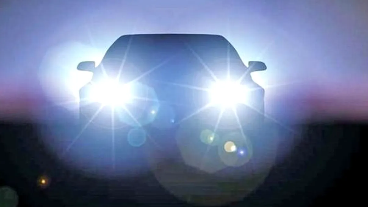 De ce nu e bine să dai flash-uri în trafic. Explicația oficială a Poliției Române