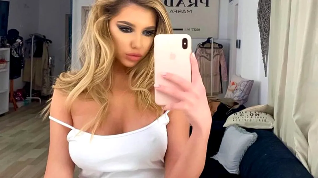 VIDEO. Iubita unui fotbalist de la FCSB, agresată în mall. Ce a pățit în timp ce se îndrepta spre parcare