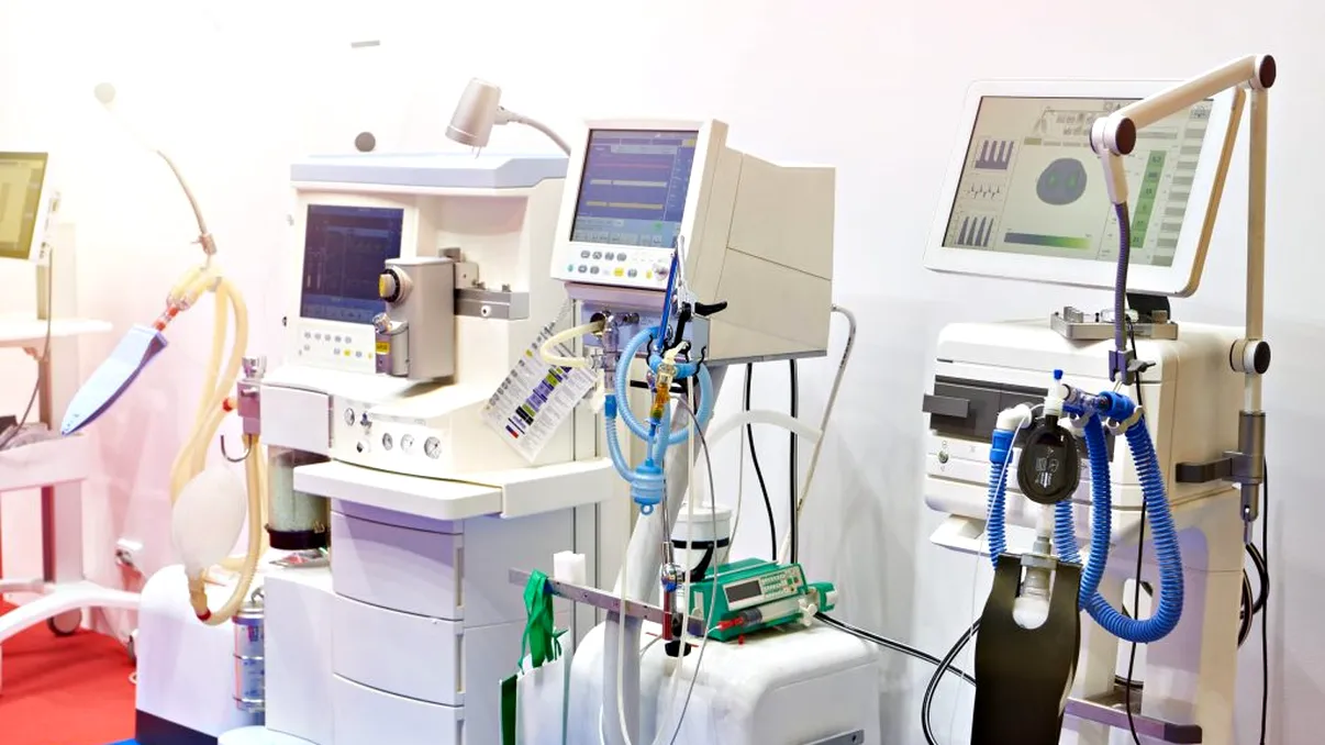 Copil, bruscat în timpul recoltării de către asistente. Mama a relatat clipele trăite: „A început să strige să nu plec”