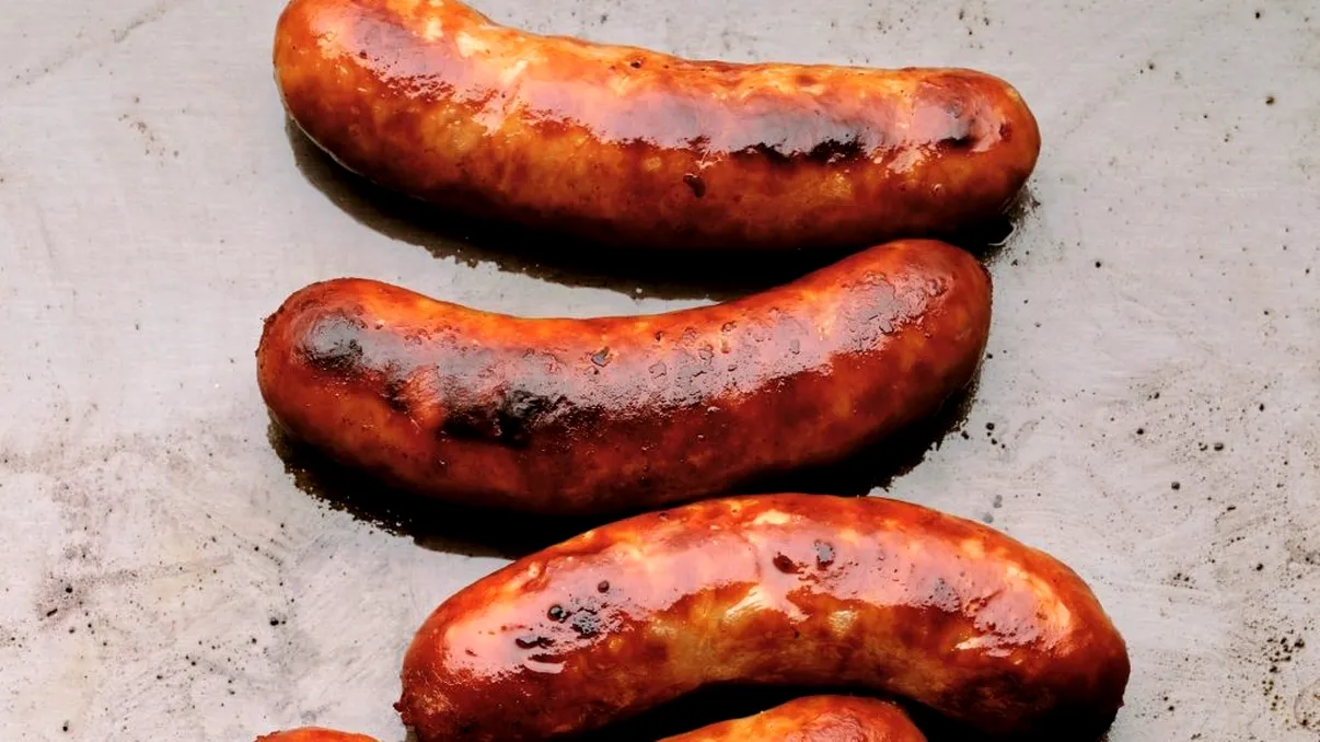 Un băiat a mâncat doar cârnați până la 15 ani. Ce s-a întâmplat apoi este incredibil