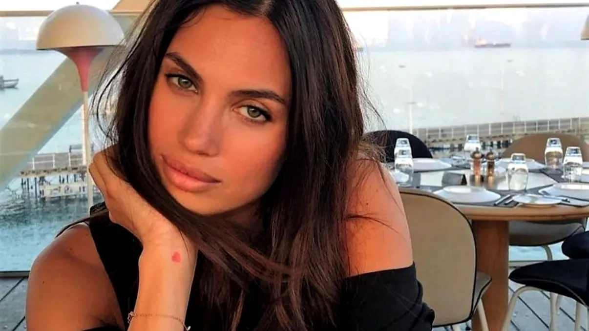 Alina Pușcău, la un pas de moarte. Vedeta a fost otrăvită cu mercur după ce a mâncat asta