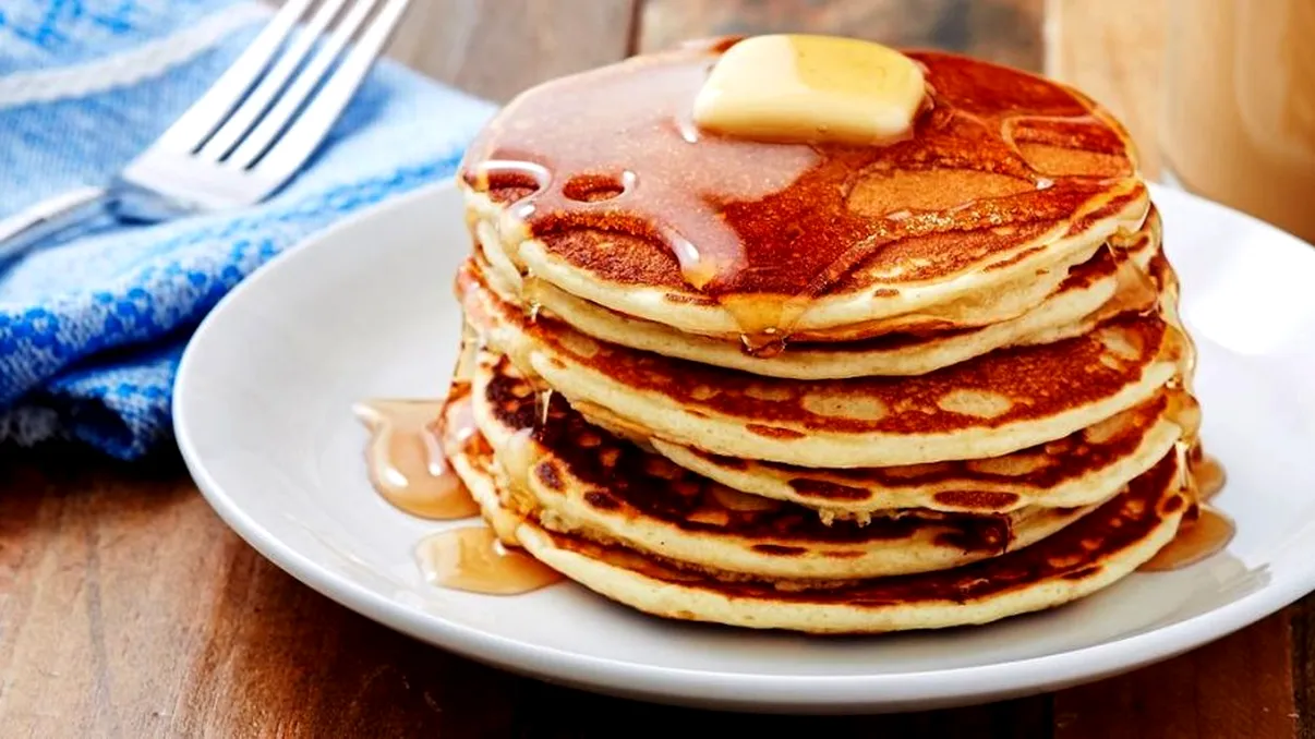 Cum se fac cele mai delicioase clătite. Rețeta secretă a unui renumit bucătar