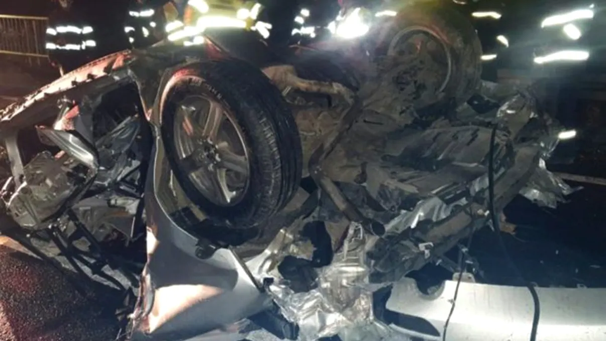 Accident tragic în Vaslui. O fetiță de patru ani și un adult au murit pe loc, iar alte patru se luptă să trăiască