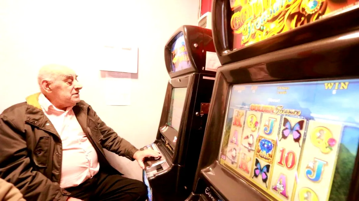 Viorel Lis nu se poate abține. A luat-o pe Oana și au mers la păcănele. Cum s-a sfârșit totul