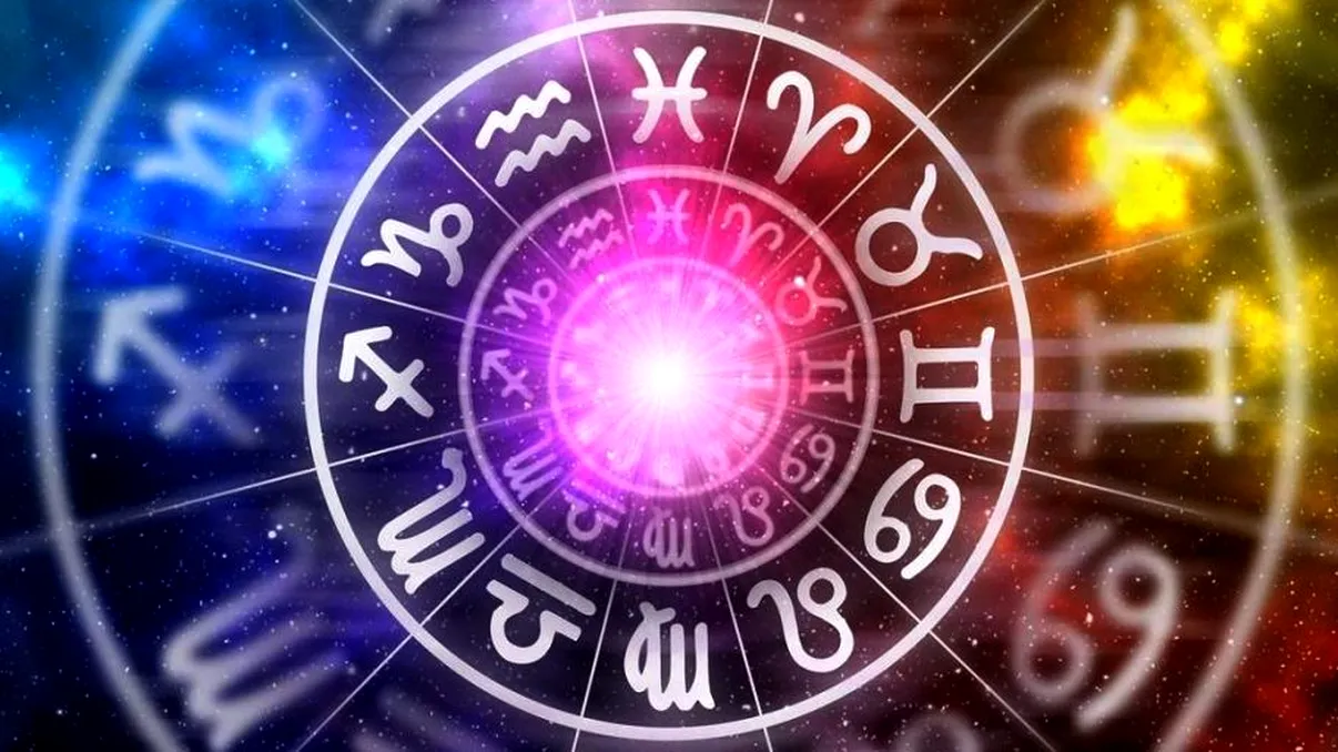 Horoscop 4 noiembrie 2020. Scorpionii trec prin schimbări majore, Racii o duc greu