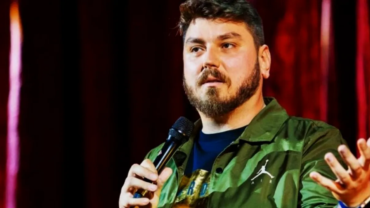 Micutzu, certat de un bărbat din cauza măștii. Răspunsul său a fost total surprinzător