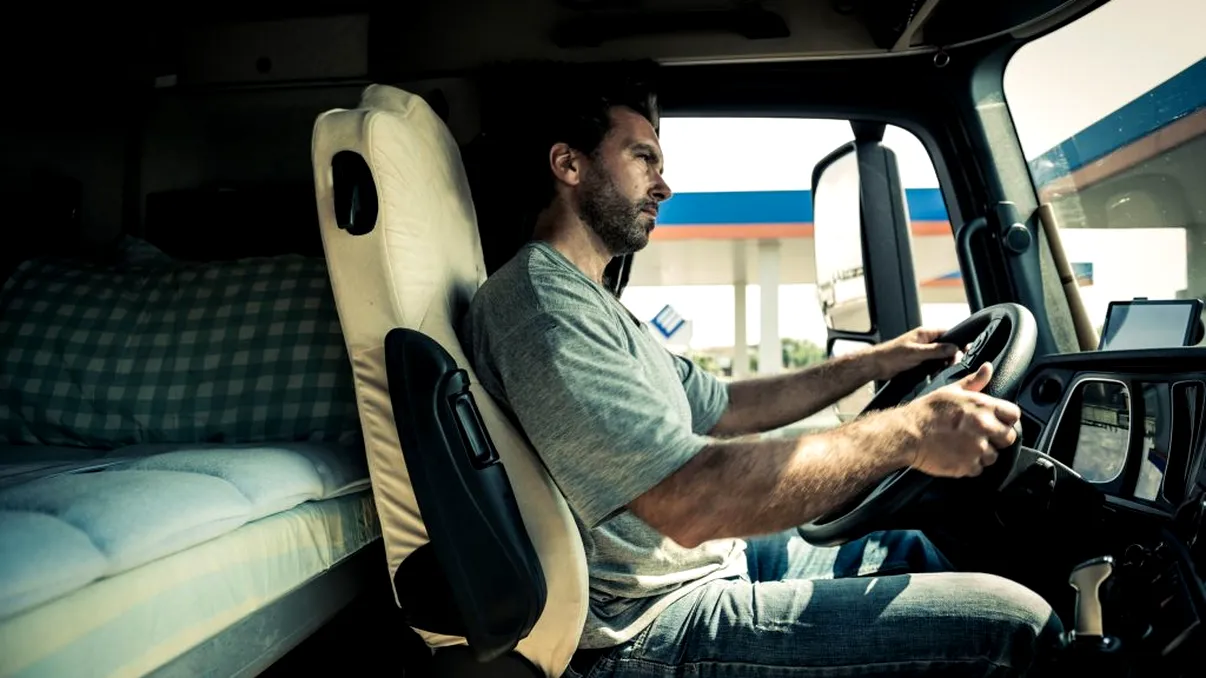 Locuri de muncă în străinătate pentru șoferi. Cu cât e plătit un șofer român în țările din vestul și nordul Europei