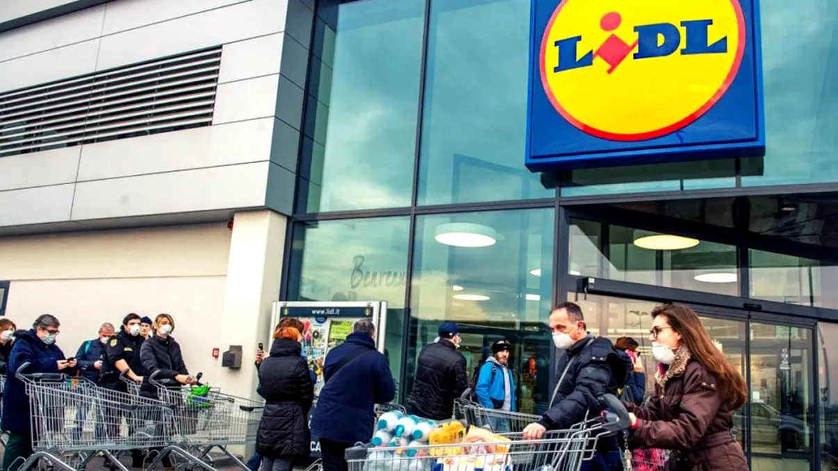 Lidl România face asta pentru toți clienții. Ce se întâmplă de luni în magazine