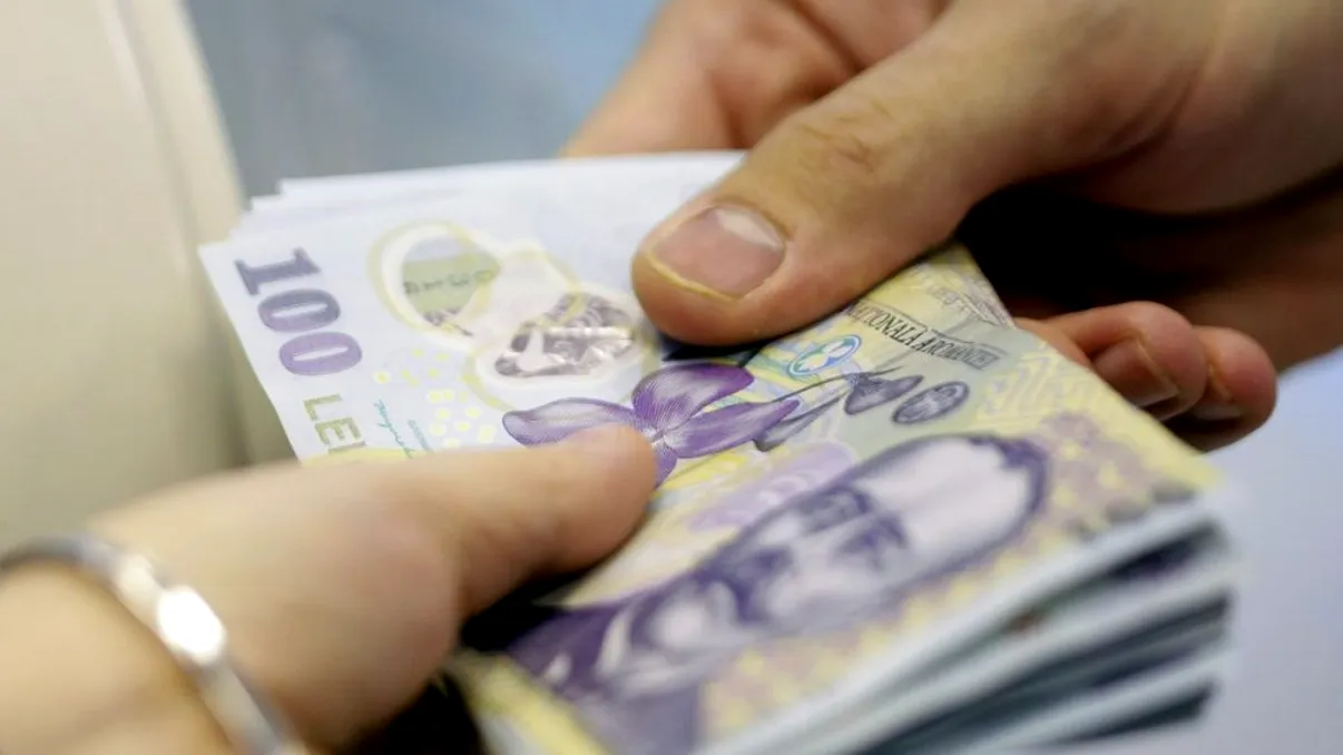 Se dau câte 2.500 de lei pentru acești români. Cine va primi bani și cum