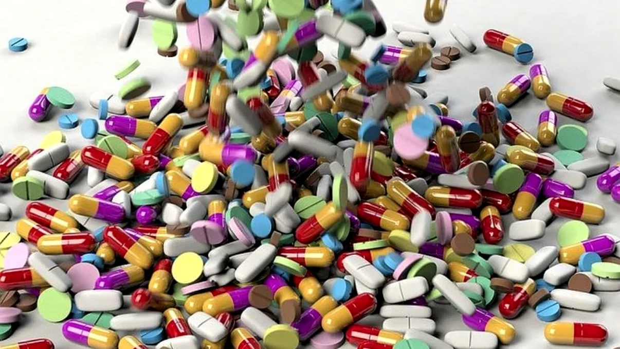 Medicamentul care te scapă de supradoză, de fapt. Românii îl au acasă, dar nu știu că îi poate salva