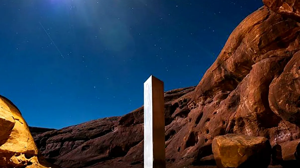 Monolitul din California, vandalizat de 3 tineri: ”Hristos e rege în ţara aceasta. Nu vrem extratereştri”