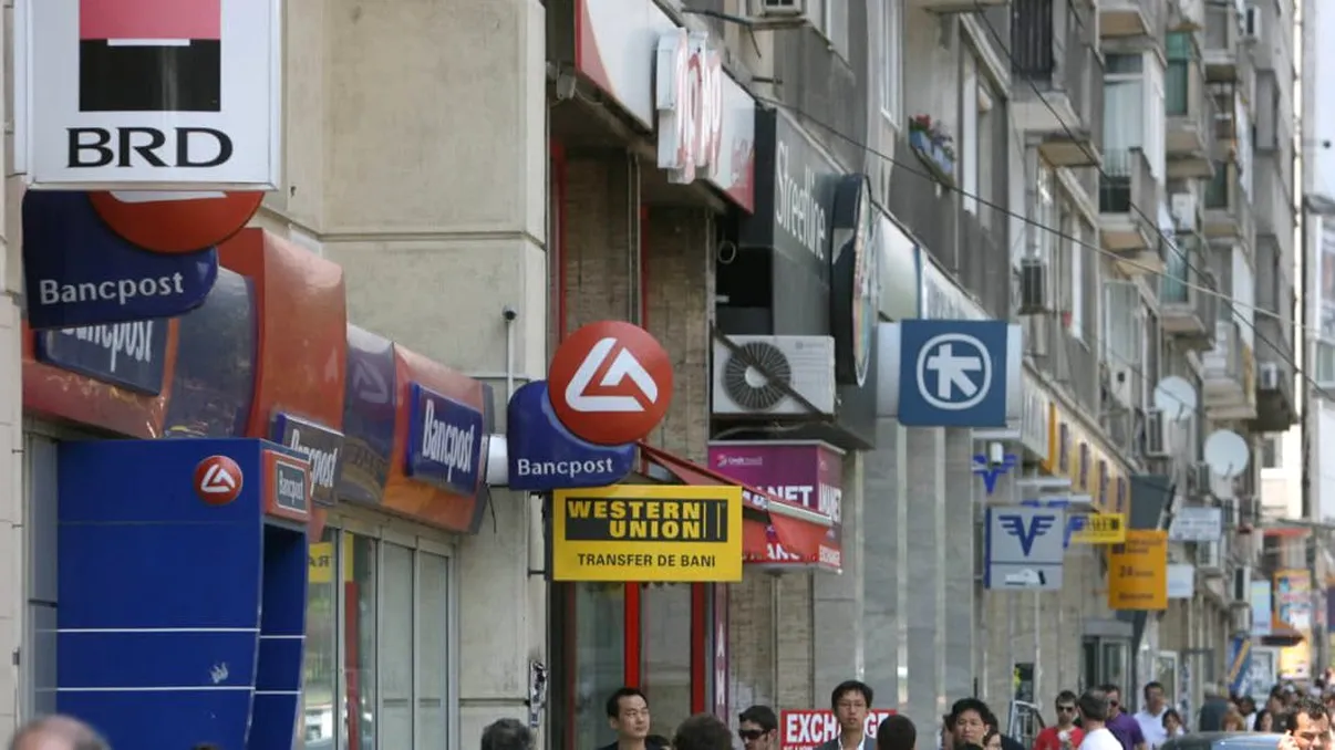 O bancă importantă din România se vinde. Cine o cumpără și ce se va întâmpla cu clienții