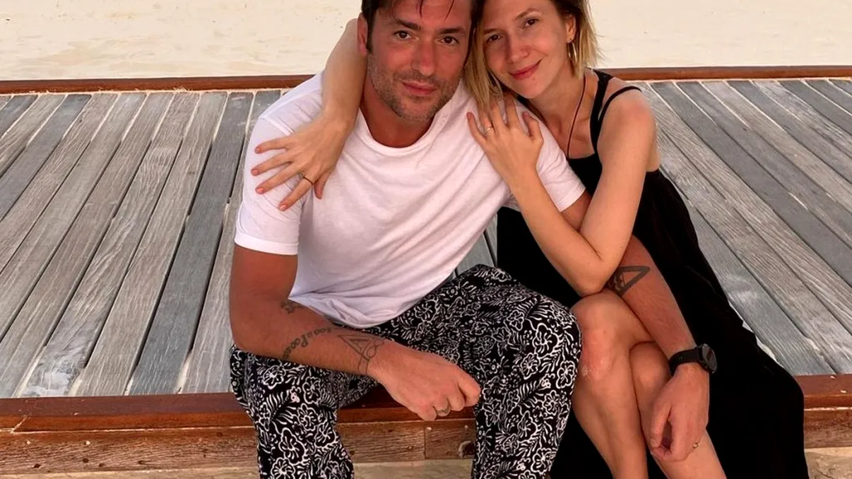 Ce a făcut Adela Popescu în Maldive pentru o bună prietenă. Nici nu a mai contat că e gravidă