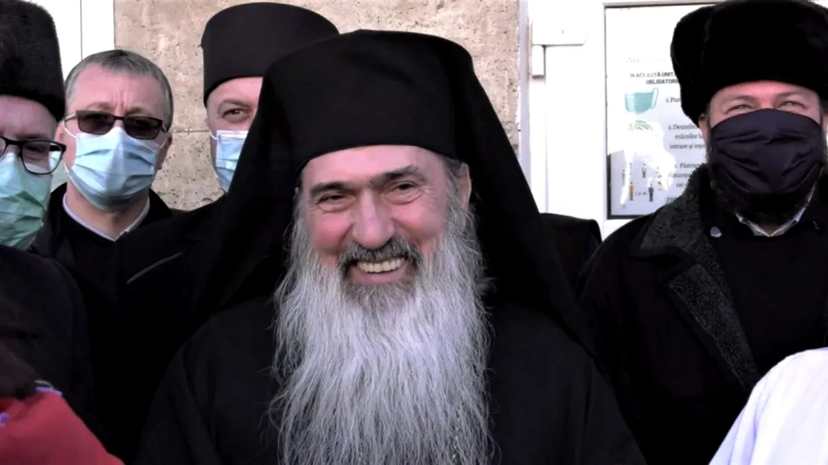 ÎPS Teodosie nu se teme de Covid-19. Ce soluție are împotriva virusului nemilos: 