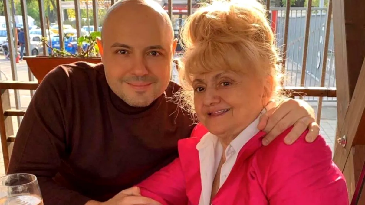Informații de ultimă oră despre mama lui Mihai Mitoșeru. Ce se întâmplă cu ea: ”A fost dusă la Terapie Intensivă”