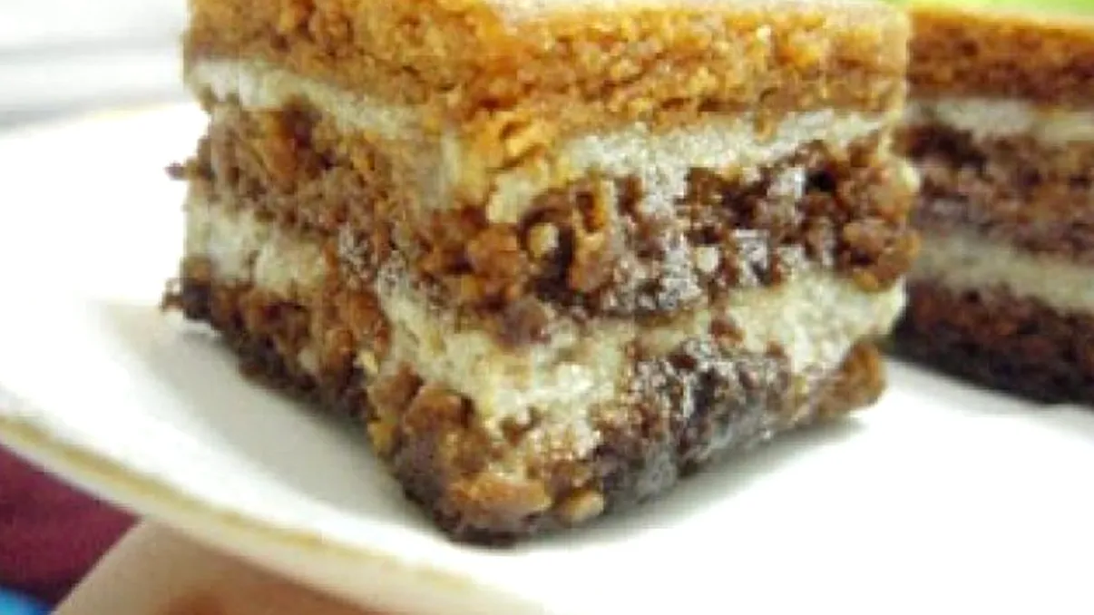 Cea mai bună prăjitură cu rom și nucă. Secretul rețetei simple, este foarte ușor de preparat