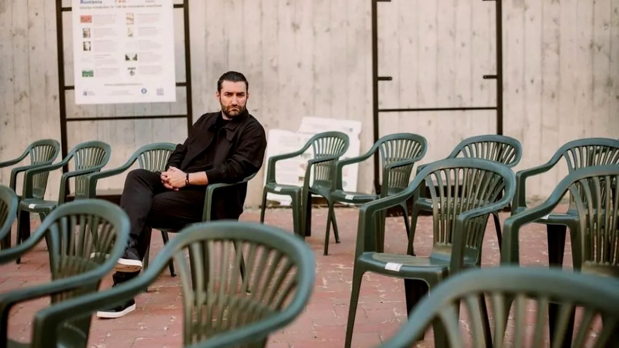 Ce se întâmplă cu Smiley de când a devenit tătic. Fanii au observat acest detaliu imediat