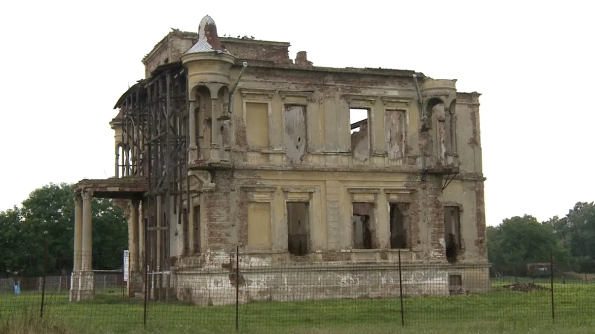 Un superb monument istoric din România a fost salvat de la prăbușire. Câți bani s-au alocat pentru restaurarea acestuia