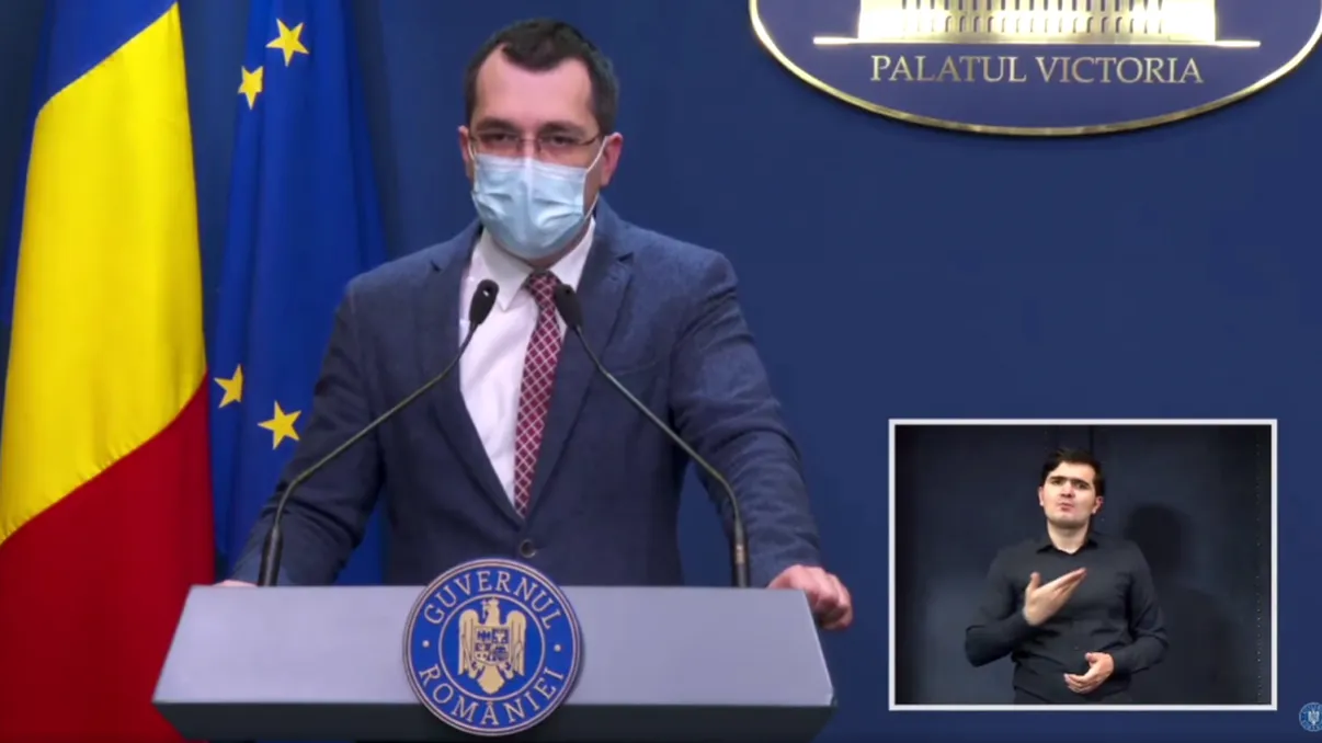 Vlad Voiculescu a gafat în timpul conferinței de presă. A râs împreună cu Raed Arafat, înainte să facă acest anunț VIDEO